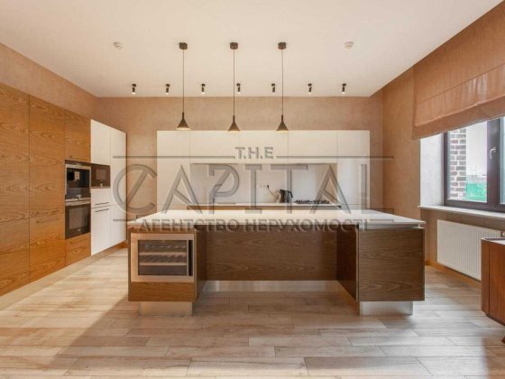 Аренда дома, Романков, КМ Солнечная долина, бассейн, 6 спален Романків