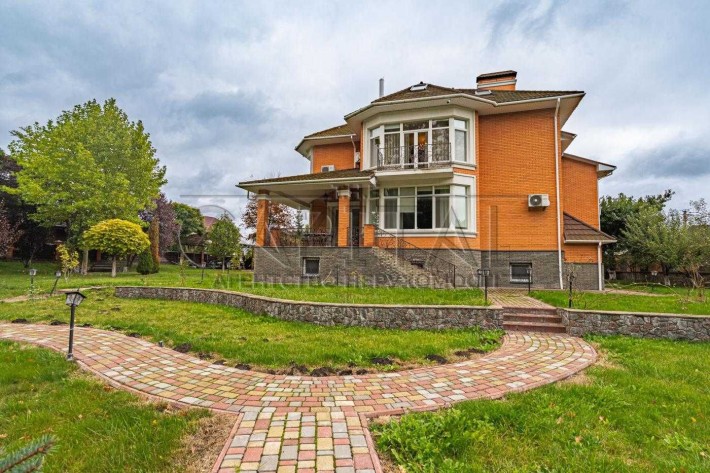 Здається в оренду просторий будинок в Чайках з дизайнерським ремонтом 5ав20м2 автономний - фото 1