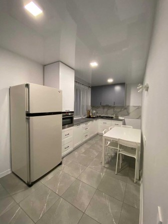 Сімейний новий будинок біля Львова квартира ділянка сад парковка - фото 1