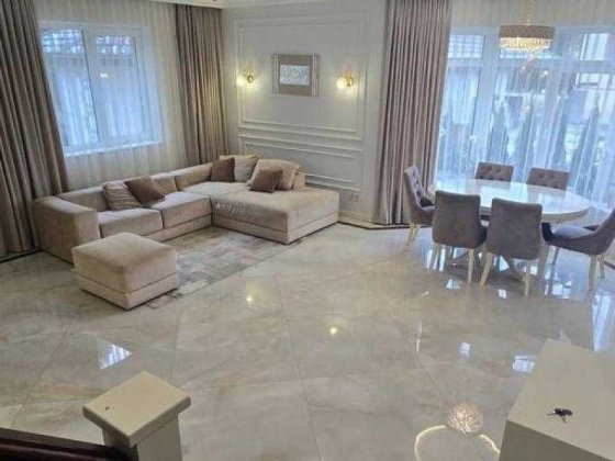 Оренда ВИШУКАНОГО будинку велика територія Брюховичі посеред лісу Брюховичі