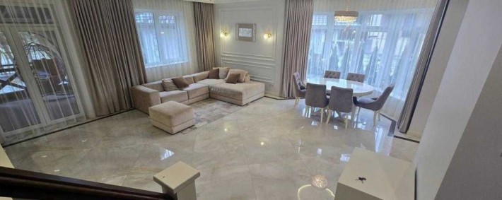 Оренда ВИШУКАНОГО будинку велика територія Брюховичі посеред лісу - фото 1