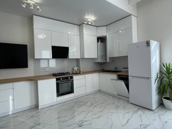 Оренда нового будинку спарки з окремим входом в Брюховичах Брюховичі