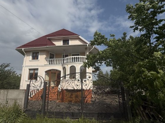 Оренда будинку 6 кімнат Малехів