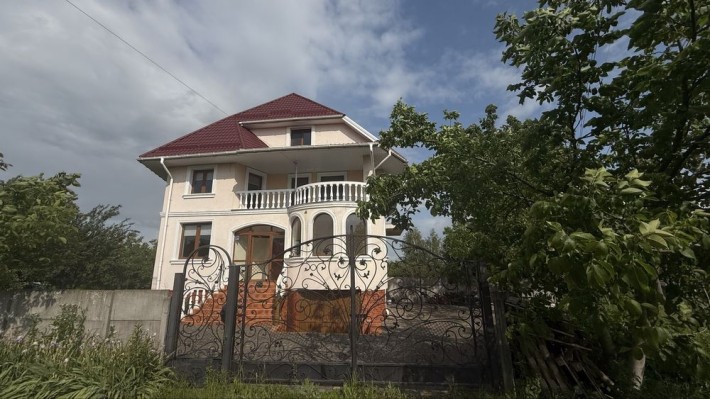 Оренда будинку 6 кімнат - фото 1