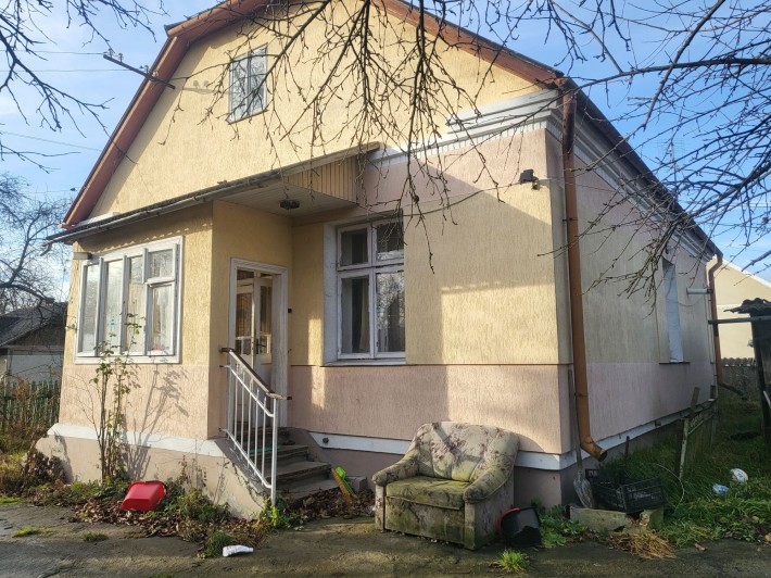 Здається будинок - фото 1