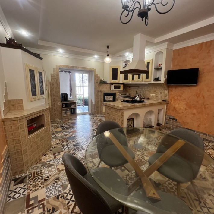 Аренда стильного дома в Фонтанке, морская сторона - фото 1