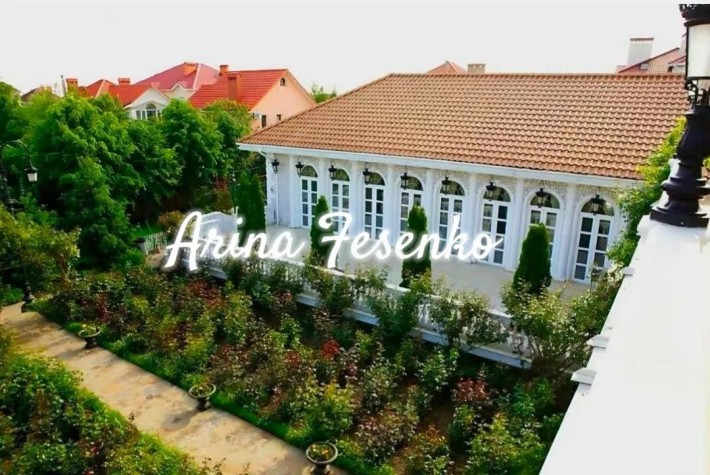 Аренда  виллы  с бассейном  в элитном  кооперативе  Совиньон 3 - фото 1