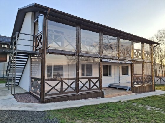 Здається Будинок біля Дністра. Старая Ушица