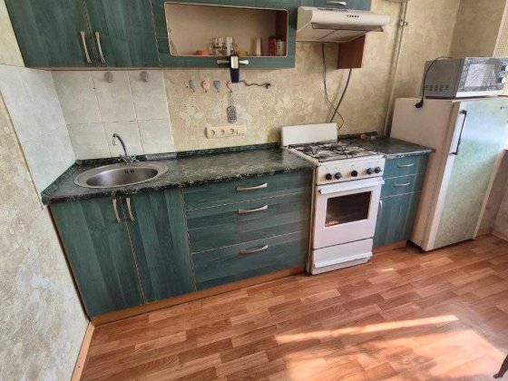 Сдам 2-х комн. в центре Каменское