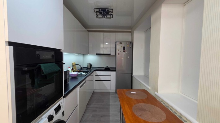 Аренда 3к с ремонтом в центре, alm - фото 1