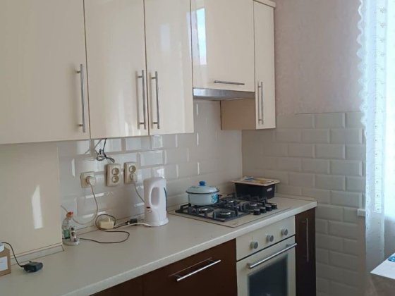 Сдам 2 комнатную центр газовое отопление Каменское