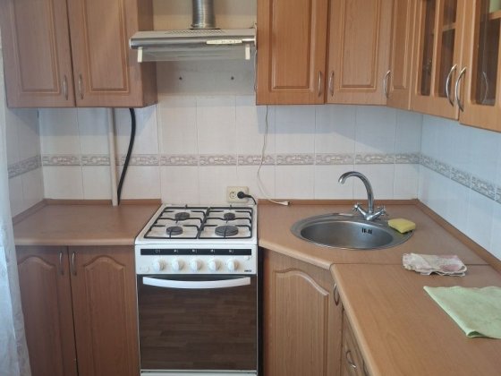 Дуже затишна 1-кімнатна квартира в цегляному будинку з газом. Вышгород