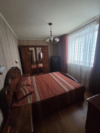 Сдам 3 ком квартиру Длительно - фото 1