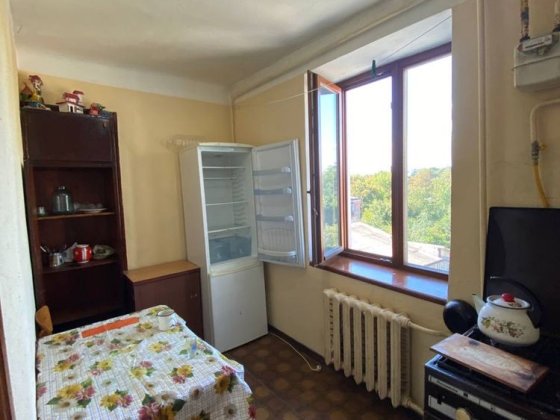 Здається квартира, в центрі міста  не дорого 6000грн+ комунальні послуги. Каменец-Подольский