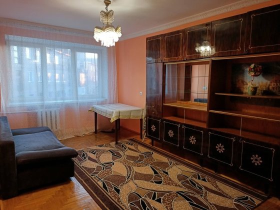 Квартира , спільна оренда, кімната,, дівчина( жінка) Ковель