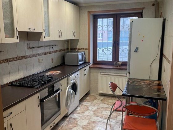 Сдам 1-но комн. квартиру в самом центре Крамат.по ул.Дворцовой 37 Краматорськ