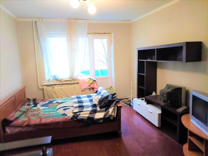 Здається 1 кімнатна квартира р-н кр. ринку вул. Паркова б. 93 - фото 1