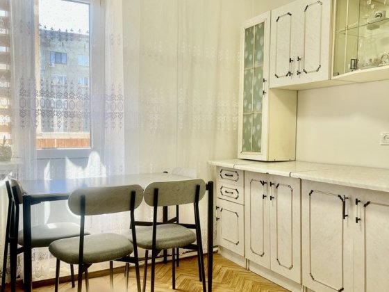 Оренда гарноі простороі квартири біля центру