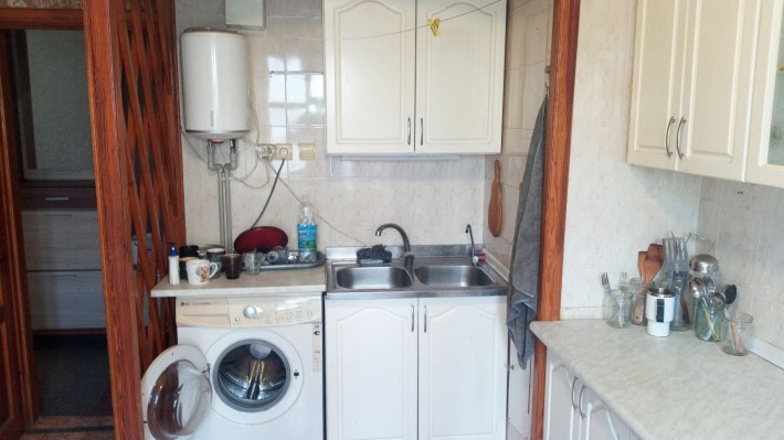 Сам 3-кімнатну квартиру від власника - фото 1