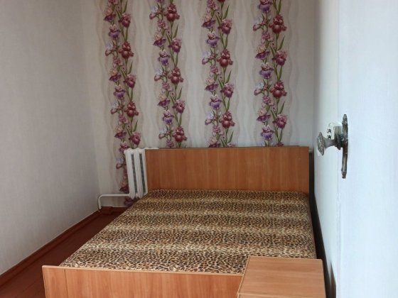 Здаю 2х кімнатну квартиру центр міста Звягель