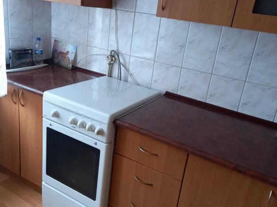 Сдается 2-к кв ул. Парковая 85, 9/9, 5000 грн + комм.