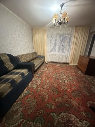 Сдам 2 комнатную квартиру в центре города. - фото 1