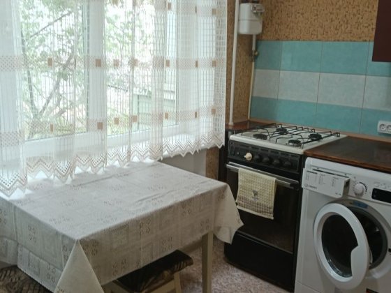 АН здає 1но 40років 2/5,меблі,техніка Павлоград