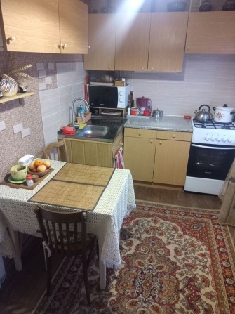 Сдается 2х ком кв переплан из 3х . Артёма, Молодёж. Хорошее состояние. - фото 1