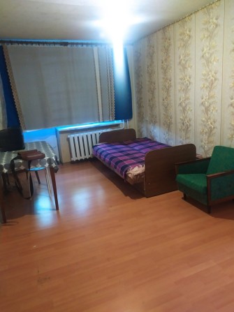 Здається довгостроково квартира 3 кімнатна Артема Лісний - фото 1