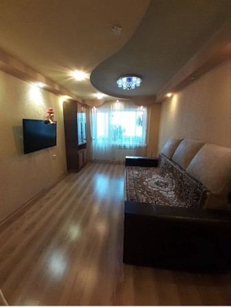 Сдам 3 х ком.квартиру на длительный срок - фото 1