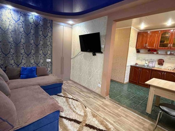 Сдается отличная квартира. Центр. С гаражом. Славянск