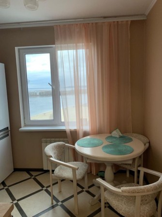 Сдам 2х комнатную квартиру с паркоместом в городе Украинка - фото 1