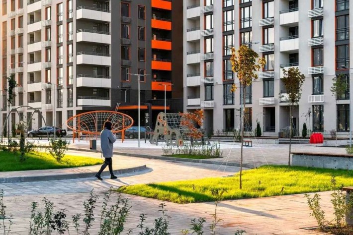 Продаж 1-к квартири вул. Дніпровська набережна 20а - фото 1