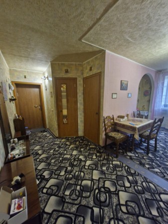 Сдается 3к квартира в центре. - фото 1