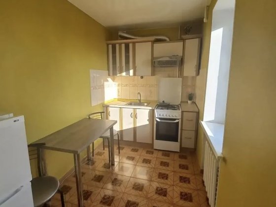 Вільна 1-кім з хорошим косметичним ремонтом Умань