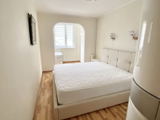 3 кімнатна квартира, вул. Незалежності, вільна з 16.04 Умань