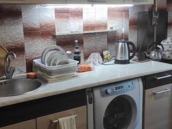 Сдается 2х ком кв. 2эт 5эт дома. Аккуратная. Раздельные комнаты.