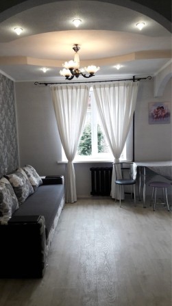 Оренда 2к/квартири з ремонтом ,в самому Центрі міста !Поверх 2/5 - фото 1