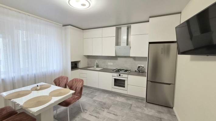 Здам в оренду гарну 1к квартиру у новобудові Виставка, Рауш - фото 1