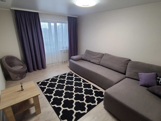 Оренда 2 кімнатної квартири з євроремонтом у центрі Славянск