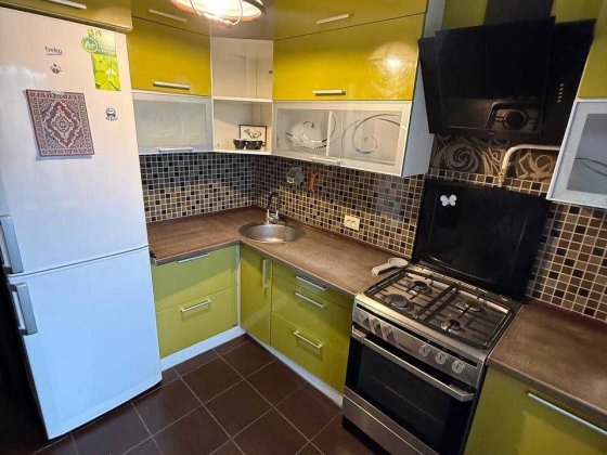 1к з євроремонтом біля Погран академії \ 9000 грн. Хмельницкий