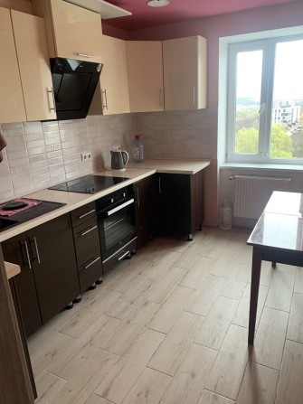 Оренда 3 к квартири, в новому будинку. Виставка - фото 1