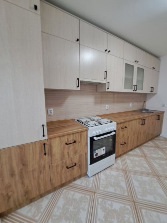 Сучасна двох кімнатна квартира Озерна - фото 1