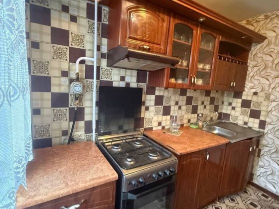 Здам 1 кіинатну каартиру Центр Хмельницкий