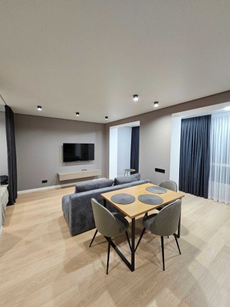 Сучасна 1к квартира в Центрі! Перша здача! - фото 1