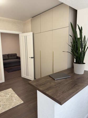 Оренда 2 к. квартири в центрі на проспекті Волі (перше заселення) - фото 1