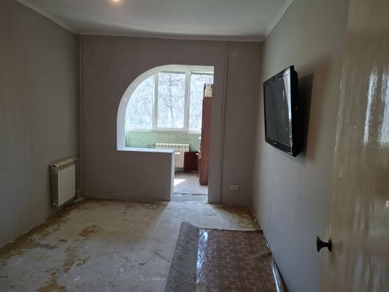 Сдам большую 2к кв Левобережный