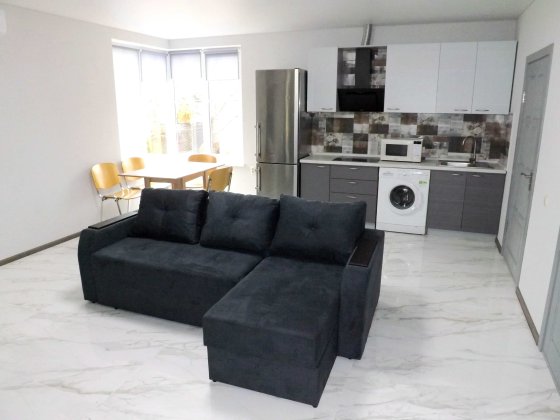 Здам дворівневу 3-кім квартиру с. Святопетрівське, беруть з домашнім улюбленцем, ТОРГ Святопетровское