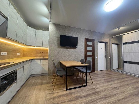 Перша здача 2х кім квартира Чабани/Теремки Чабани