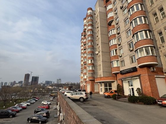 Здам 1кімн м.Деміївська Лісники